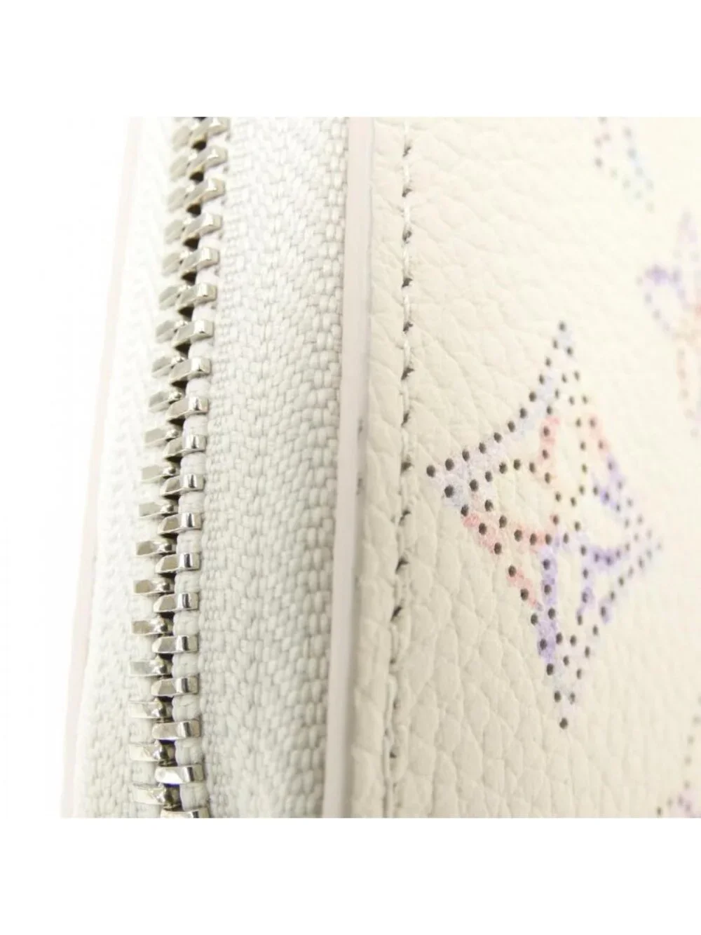 Louis Vuitton Mahina Zippy Wallet